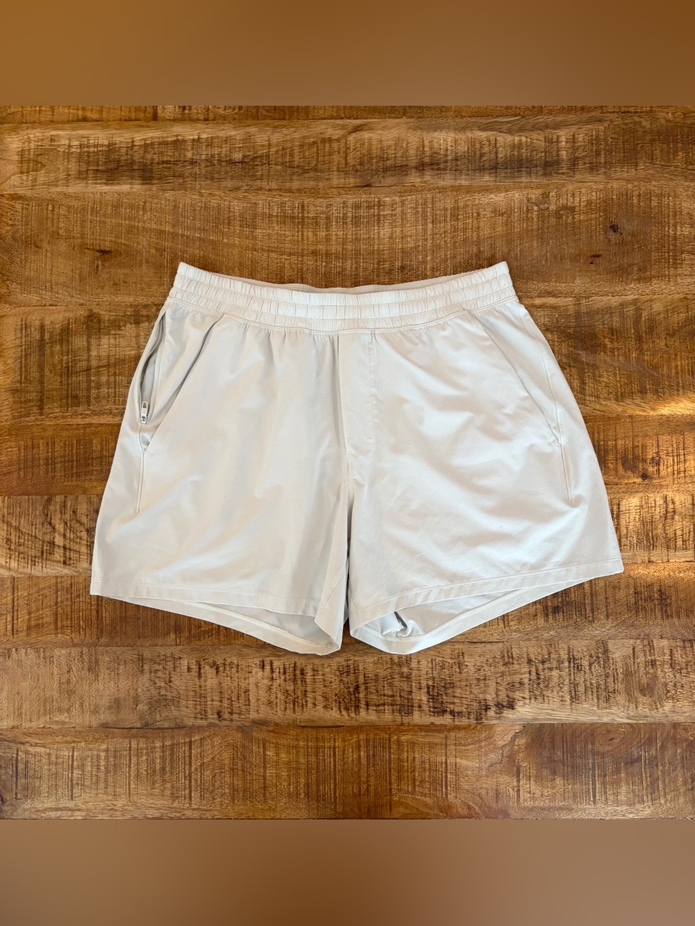 Lululemon Pace Breaker Shorts 5”